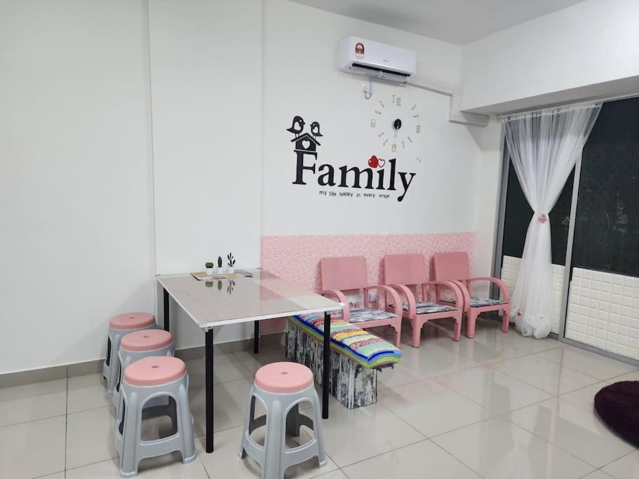 Cozy Familee Homestay Simpang Ampat  المظهر الخارجي الصورة